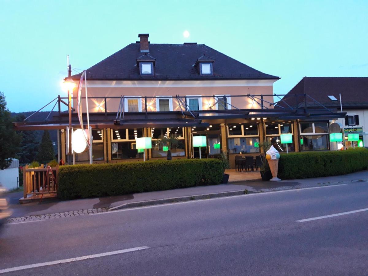 Santa Lucia Apartments Bodensdorf Bagian luar foto